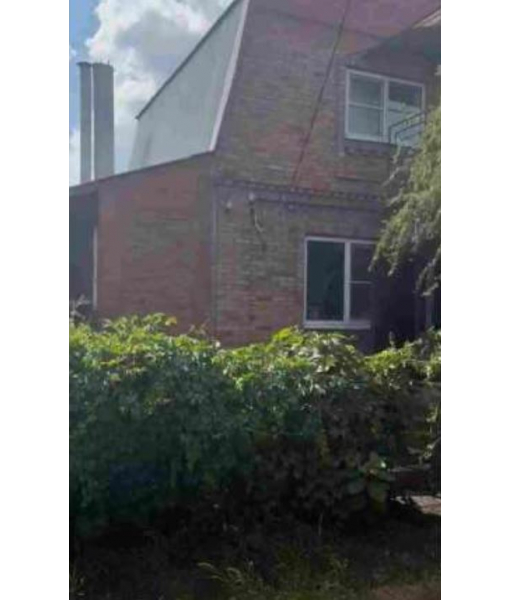 Жилой дом 146.6 м2; Земельный участок 414 м2