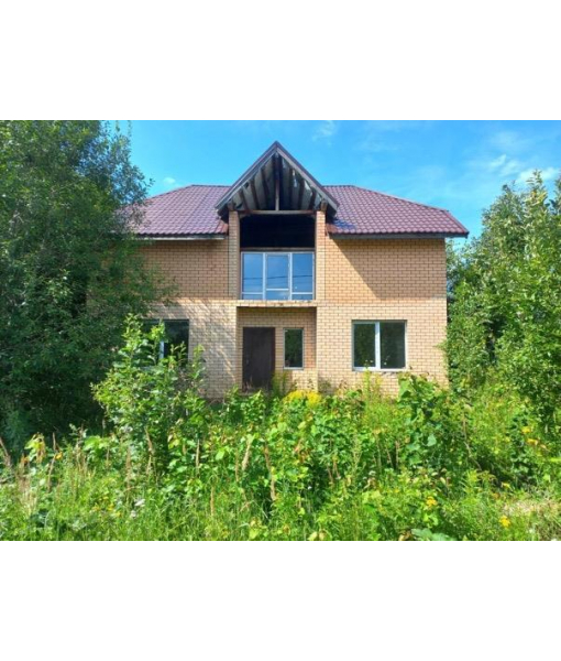 Дом, 173.7 м2; Земельный участок, 800 м2